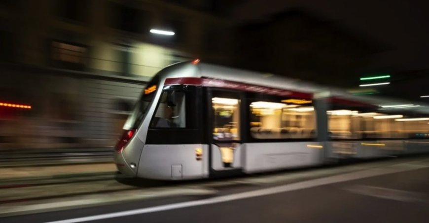Tramvia, primo viaggio prova del tram a batteria tra Stazione-Alamanni e Fortezza